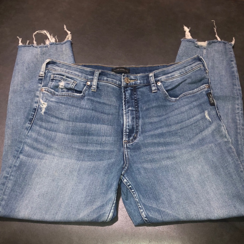 Maurice’s brand silver jeans